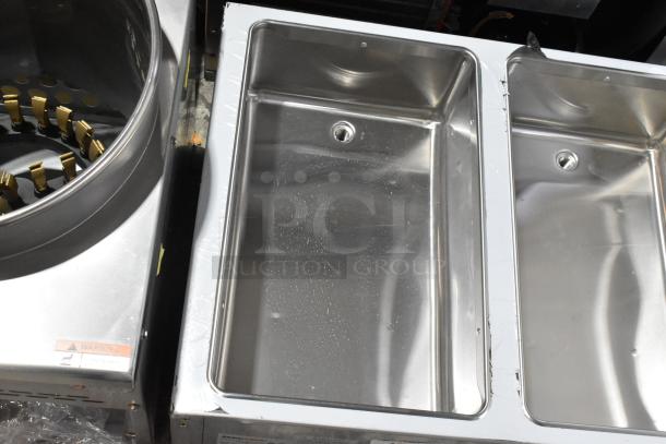 BRAND NEW ServIt 423EST3WSPB Stainless Steel Three Pan Sealed Well Electric Steam Table, 120V, 1 Phase, slight dent.