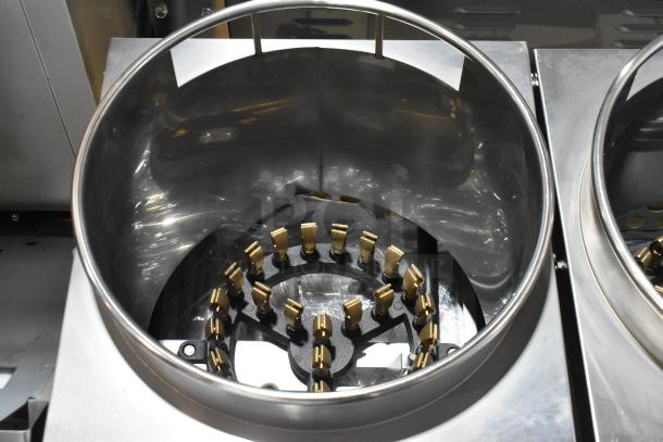 BRAND NEW SCRATCH AND DENT! Cooking Performance Group WOKR16N Natural Gas Wok Range with 16" Ring, 125,000 BTU.