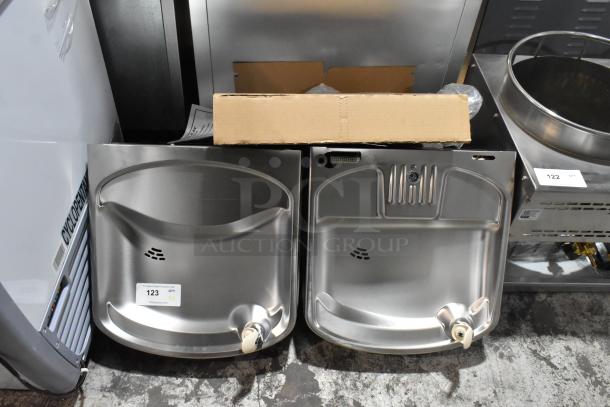 Brand new Elkay stainless steel 2-tier water fountain with bottle filler. Scratch and dent condition, 115V, 1-phase.