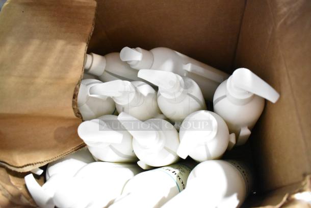 Box of white pump bottles, labeled as Soap Sea Conditioner, brand new, some with minor scratches.