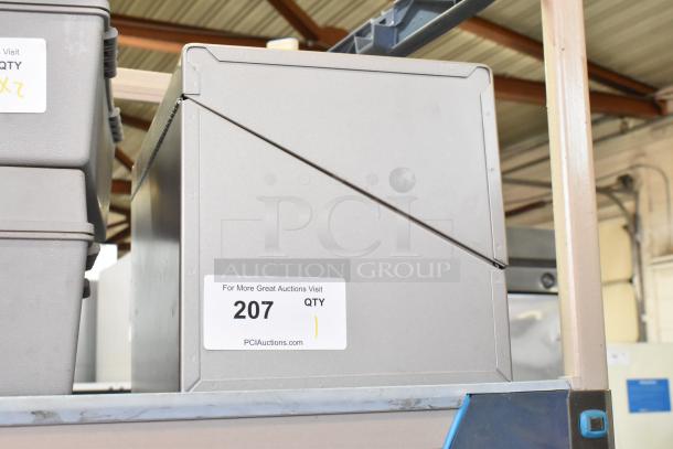 Gray tool box for Porter Cable Electric Router, 120V, 1 Phase. Labeled with auction details, item number 207.