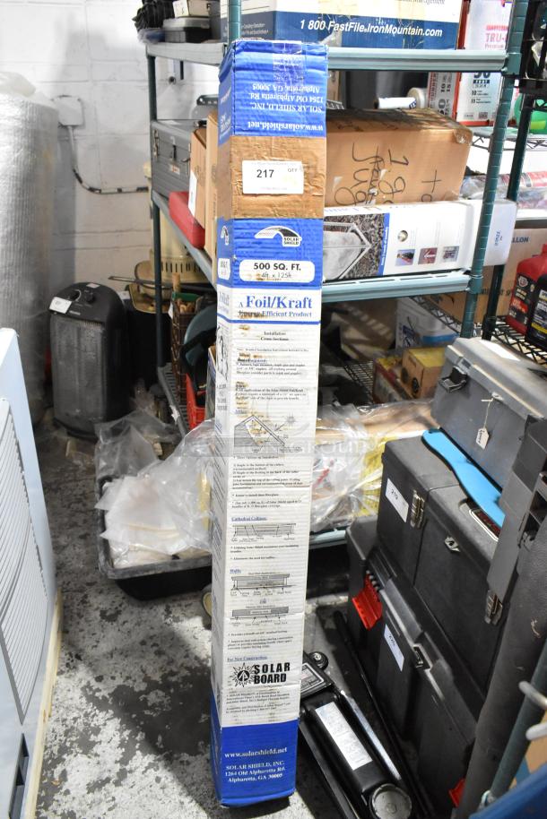 Foil/Kraft energy efficient product box, Solar Shield branding, 500 sq. ft. capacity, visible installation instructions.