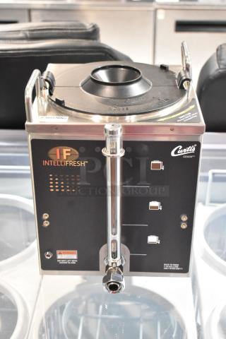 BRAND NEW SCRATCH AND DENT! Curtis GEM3IF 1.5 Gallon Satellite Coffee Server with IntelliFresh - Item #1220281