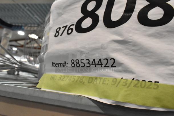 10 scratch and dent items, including Town 34422 22" aluminum steamer, Walco Steak Knife, Robot Coupe blade, colander.