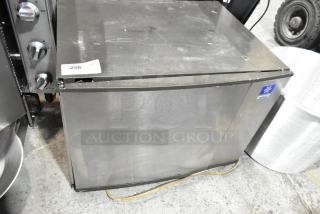 Manitowoc SD0453W Stainless Steel Commercial Ice Head. 115 Volts, 1 Phase. - Item #1220297