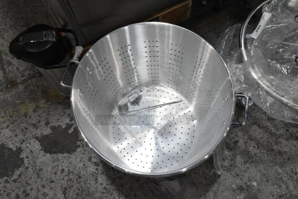 Estella 348CG2 150 Qt. Aluminum Colander, new, scratch/dent, with handles, tapered design, marked 88538020T.