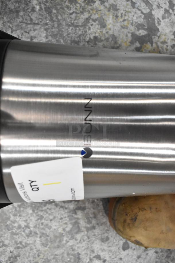 Bunn 36725.0000 Stainless Steel Air Pot, brand new with minor scratches. Features a durable stainless finish.