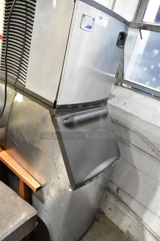 Manitowoc IRT0620A-161 Stainless Steel Commercial Ice Head on Commercial Ice Bin. 115 Volts, 1 Phase. - Item #1220403