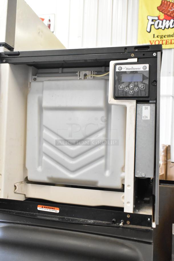 Manitowoc IY0524A-161D stainless steel ice head on B420 bin, 115V, 1 phase, digital controls, warning label visible.