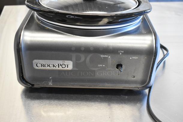 Crock Pot SCCPMD1-CH metal countertop 2-well food warmer, showing dial with warm, low, high settings. 120V, 1 phase. Used.