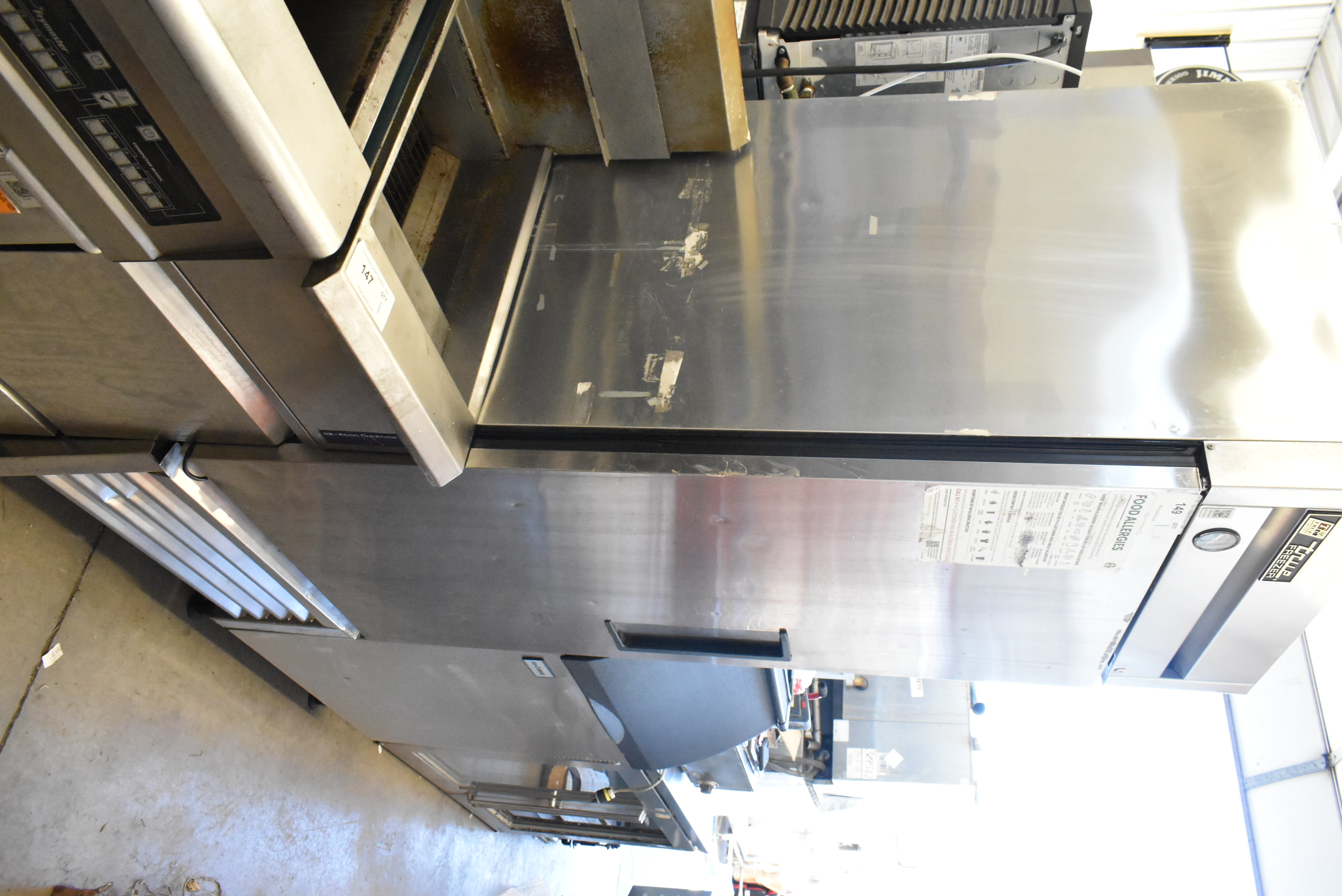 True T-23F freezer that does not get cold