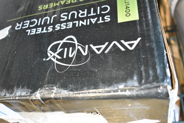 Brand new AvaMix 928CJ1400 stainless steel citrus juicer, scratch and dent condition, 120 volts, 1 phase. Box shows wear.