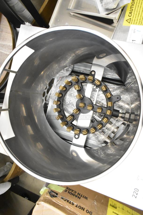 BRAND NEW Cooking Performance Group 351WOKR16N stainless steel commercial wok range, natural gas, 16" ring, 125,000 BTU.