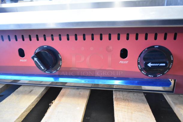 Brand new Avantco 177CAG48TG 48" natural gas griddle, thermostatic controls, 140,000 BTU, minor scratches, on wooden pallet.