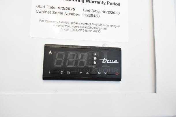 Brand new True TSCI-600R-G-PH cooler merchandiser control panel. Includes warranty details and serial number 11226438.