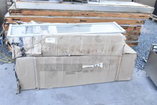 Brand new 600DDT60L 5' soiled dish table with left drainboard and glass pane. Scratch and dent condition. Box labeled.