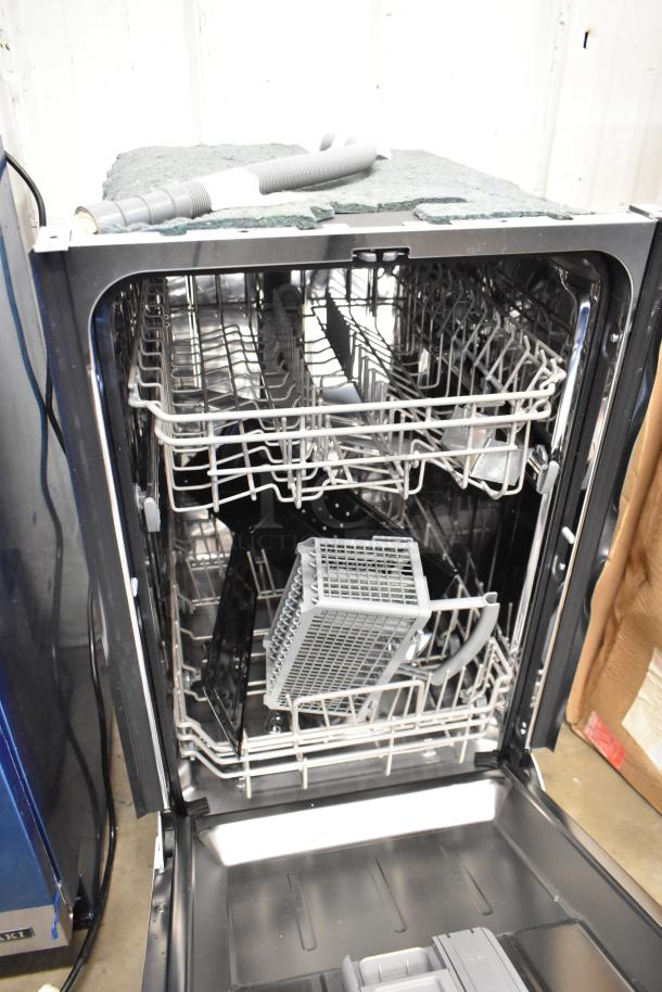 BRAND NEW Honeywell HDS18SS 18" stainless steel undercounter dishwasher, 115V, 1 Phase, with visible internal racks. Scratch and dent condition.