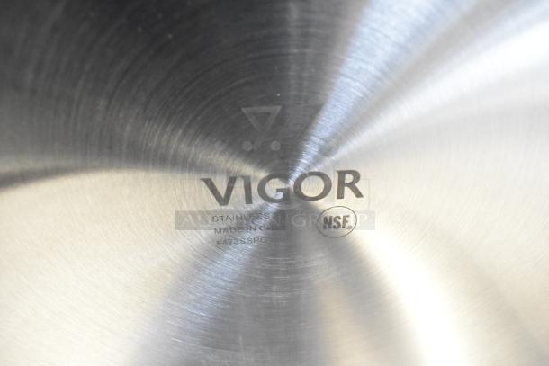BRAND NEW SCRATCH AND DENT Vigor 473SSPOT60 SS1 Series 60 Qt. stainless steel stock pot with NSF marking.
