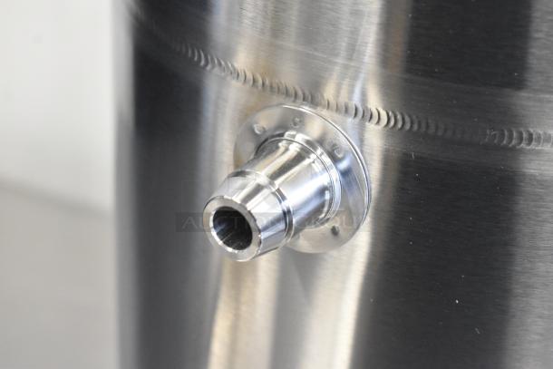 Bunn 34100.0002 TDO-4 iced tea dispenser, stainless steel spigot, new condition, minor scratches and dents, 4-gallon capacity.