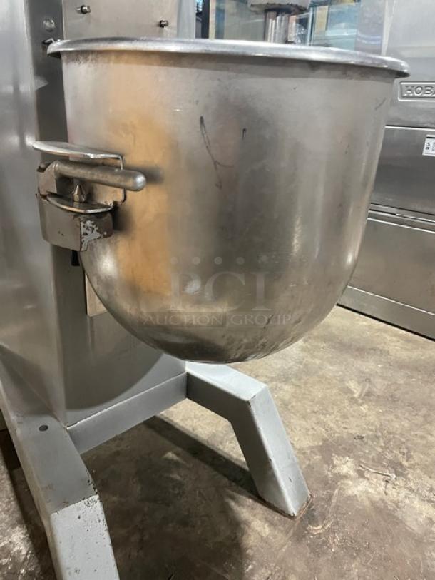 Univex SRM30+ 30 Qt. Planetary Mixer with stainless steel bowl, on legs, 115V, 1 Phase, showing light wear.