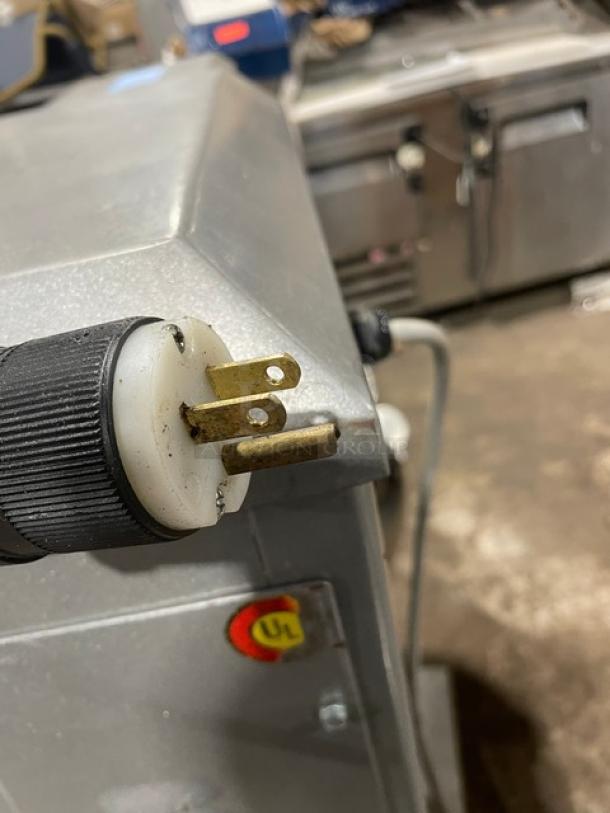 Univex SRM30+ commercial mixer, 30 qt., electric, stainless steel bowl, visible UL marking, 115V plug shown.