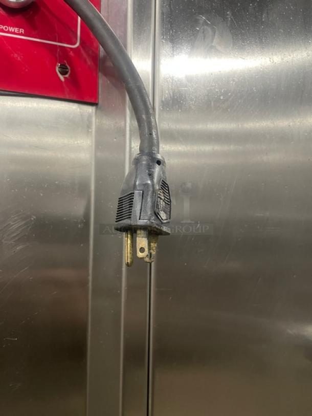 Alto-Shaam Combitherm Series combi oven plug detail, model 2020G, stainless steel, natural gas, 110-120V, 1 phase.