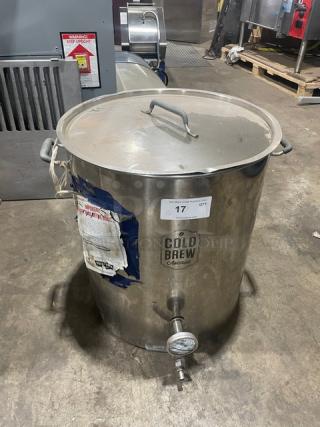 Cold Brew Avenue stainless steel cold brew coffee maker with cover and handles. Visible label. Good condition.