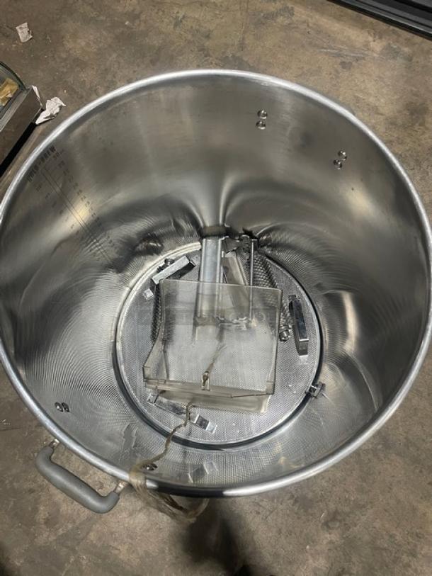 Cold Brew Avenue stainless steel commercial cold brew coffee maker with cover and handles, in good condition.