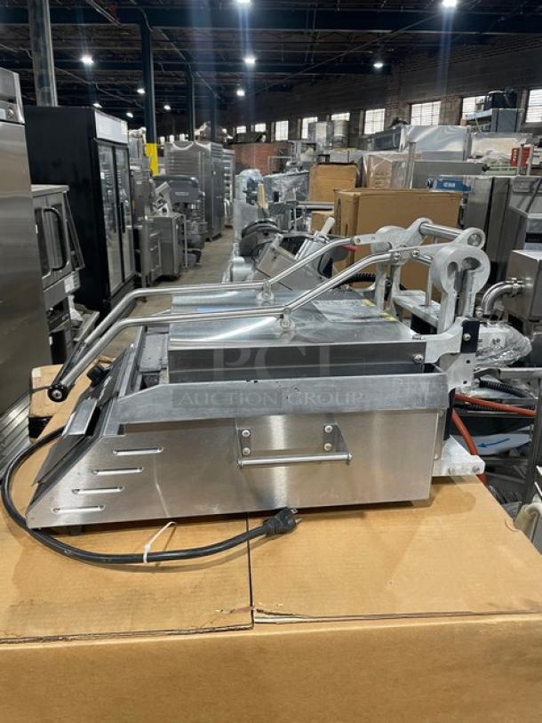 Star Pro-Max Series stainless steel electric panini press grill, commercial countertop model. Includes power cord.