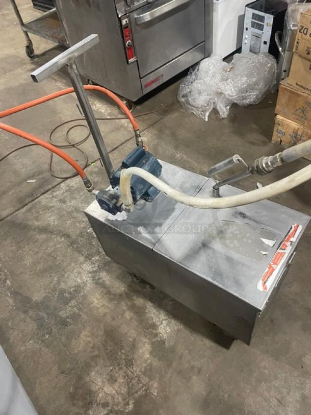 Darling 402 stainless steel electric oil filter/caddy, 175 lb. capacity, on casters, 120V, commercial-grade, used condition.