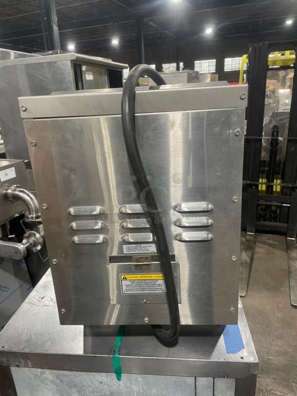 Pitco Frialator Pasta Perfect electric countertop pasta cooker, stainless steel, with back splash and basket hanger, excellent condition.