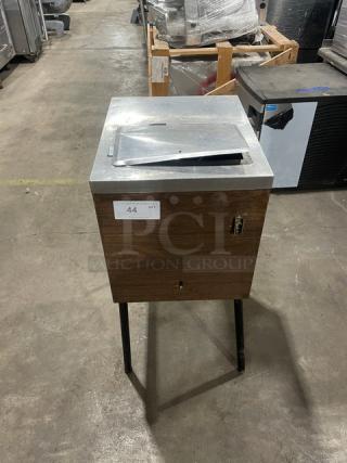 Commercial Stainless Steel Wooden Style Ice Crushing Machine! On Legs! - Item #1219889