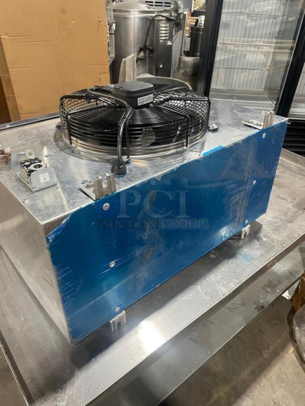 Thermowe TL401F8SES stainless steel electric condensing unit, model 2023, 220V 3-phase, commercial, slight wear.