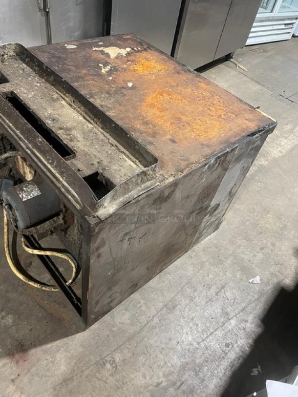 Blodgett Mark V commercial convection oven, stainless steel, electric-powered, visible rust and wear, no doors present.