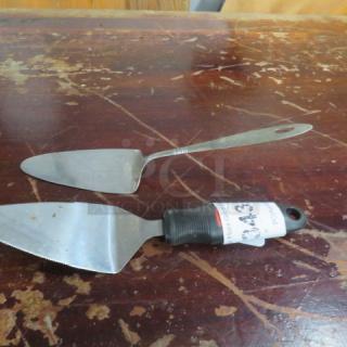 Assorted Pizza/Pie Server. 2XBID - Item #1219830