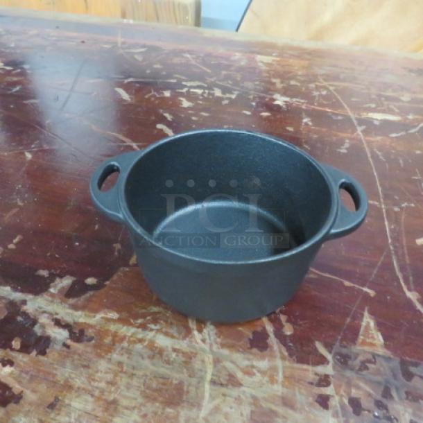 NEW Steelite Cast Iron Baking Dish, 13.25oz, model 7361MW201. Excellent condition, two handles, durable cast iron construction.