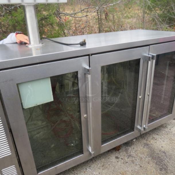 Perlick glass door kegorator with 1 tower and 6 taps, model BBSN-72-RO-1, on casters, 115V, stainless steel, excellent condition.