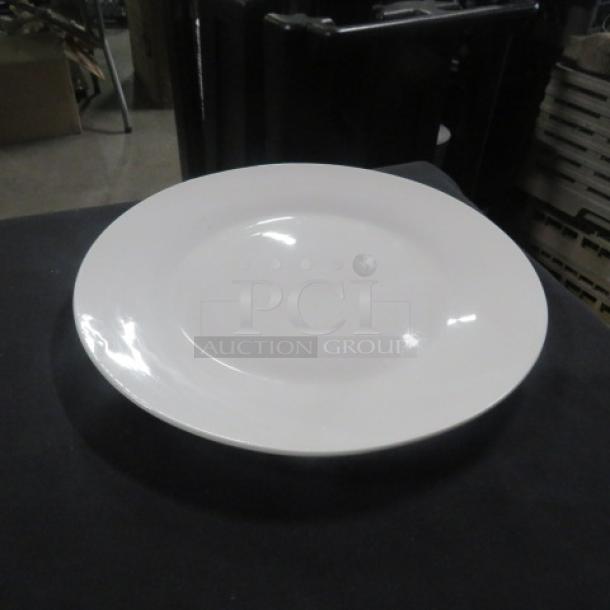10.5 inch Royal Norfolk white plate, sleek design, excellent condition, perfect for dining or collection use.