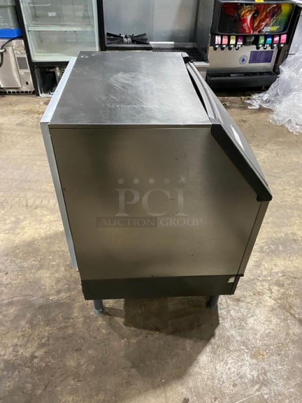 Manitowoc UD0140A stainless steel undercounter ice maker, electric, 115V, on legs, used condition.
