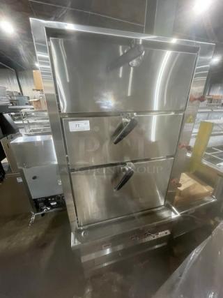 Flame-Mate ESC-3N-N stainless steel 3-compartment steam cabinet, natural gas, 1 phase, on legs, excellent condition.