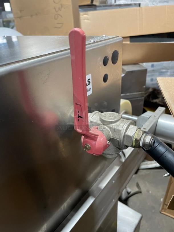 Ilpra Koch UltraSource 400VG vacuum tray sealer; stainless steel; electric; red valve; model SN FP7597.