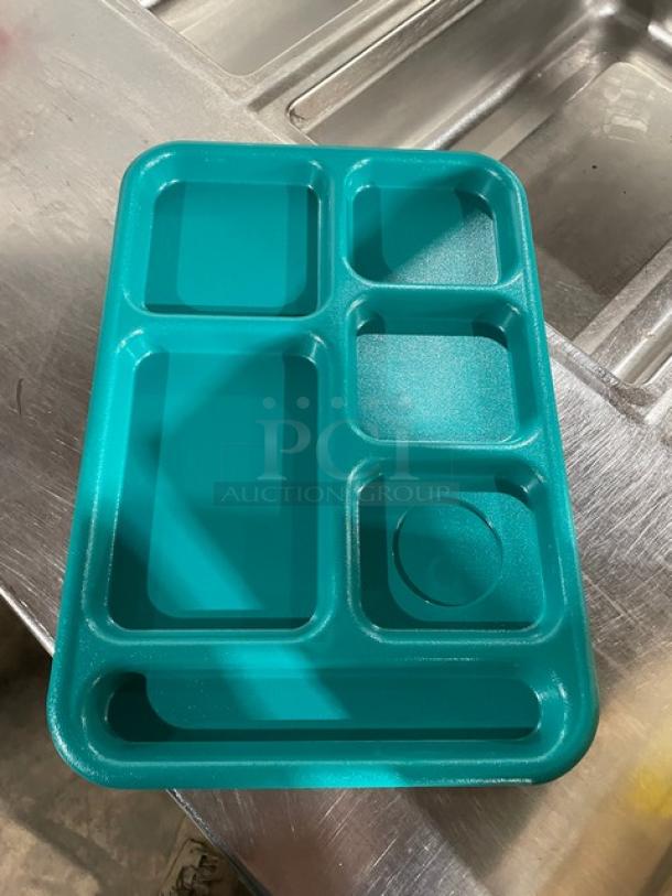 NEW teal Cambro 10" x 14" rectangular serving tray, model BCT1014414, with 6 compartments, in excellent condition.