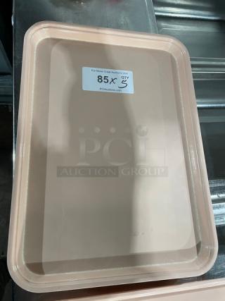 NEW Cambro Camtray beige rectangular fast food/serving tray, commercial grade, excellent condition, auction tag visible.