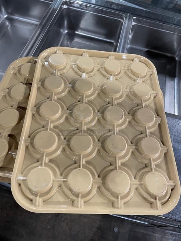 NEW Cambro beige rectangular cup stacker/glass keeper, commercial use, durable.