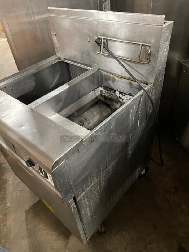 Fry Master FMP145ESC 2 Bay Deep Fat Fryer, Stainless Steel, Natural Gas, with back splash, basket hanger, on casters.