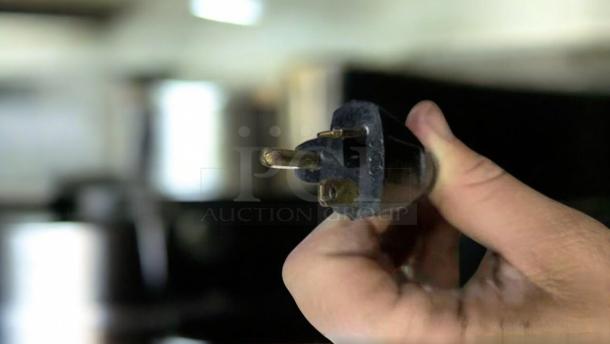 Close-up of a power plug, associated with Toastmaster TP409 commercial toaster, 120V, outstanding condition.