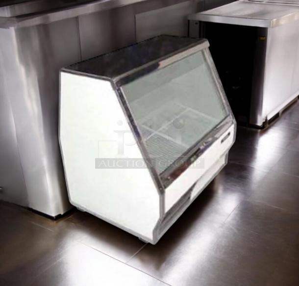 Outstanding condition Schmidt EHD-4 refrigerated bakery display case, 115V, The C. Schmidt Company, fully tested and working.