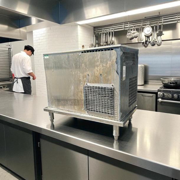 Multiplex Super Chill Water Chiller SC180-04 on stainless steel counter, great condition, tested, 120V, grid vents visible.