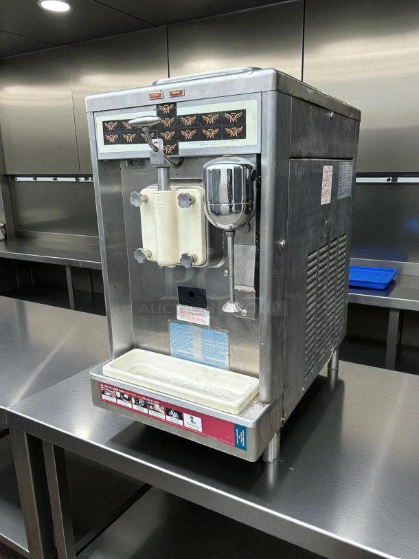 Taylor Model 490 countertop shake freezer in excellent condition, single flavor, tested and working. Stainless steel exterior.