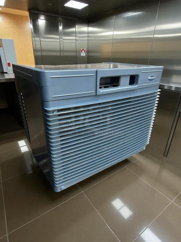 Follett HCC1410AJS Horizon Elite 29" air-cooled chewblet ice machine, excellent condition, 1466 lb capacity, tested working.